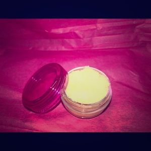 Lemonade lip scrub